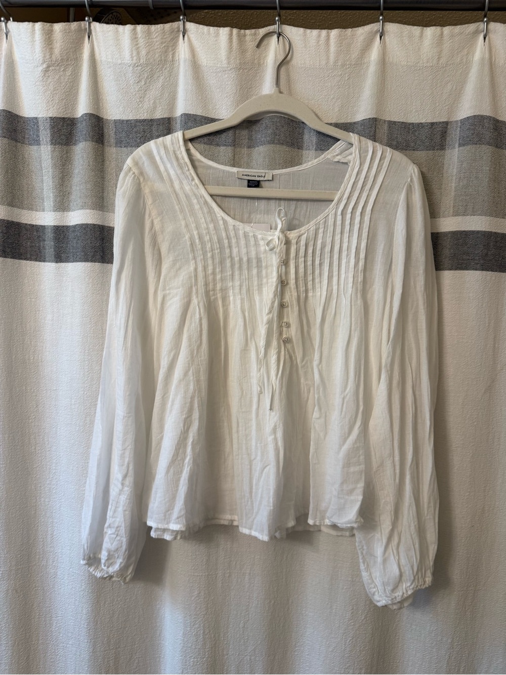 American Eagle White Tie-Front Peasant Top and Skirt